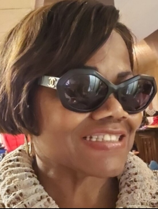 CHANEL Accessories - CHANEL CC LOGO BLACK SUNGLASSES/1C2179
